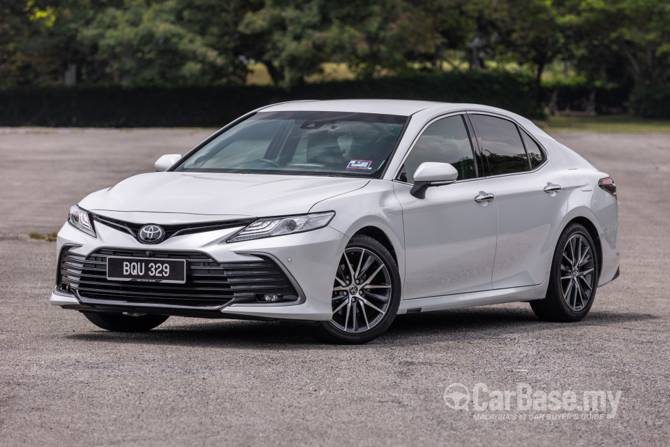 Toyota Camry XV70 Facelift (2022) Exterior