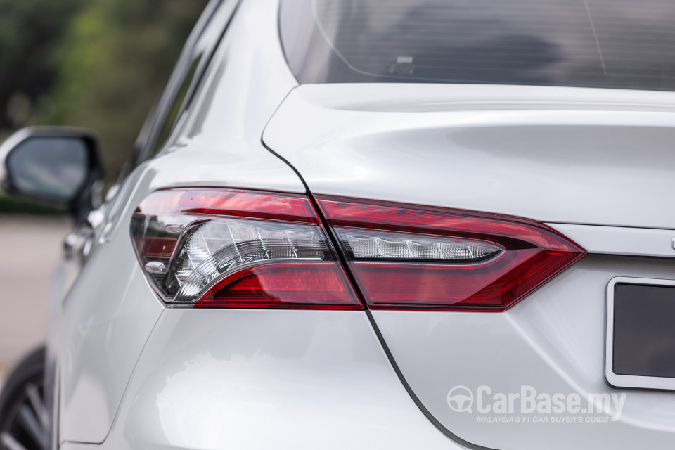 Toyota Camry XV70 Facelift (2022) Exterior