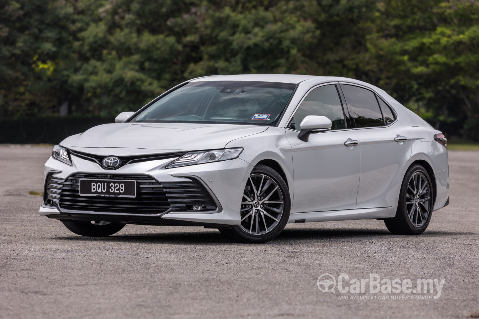 Toyota Camry XV70 Facelift (2022) Exterior