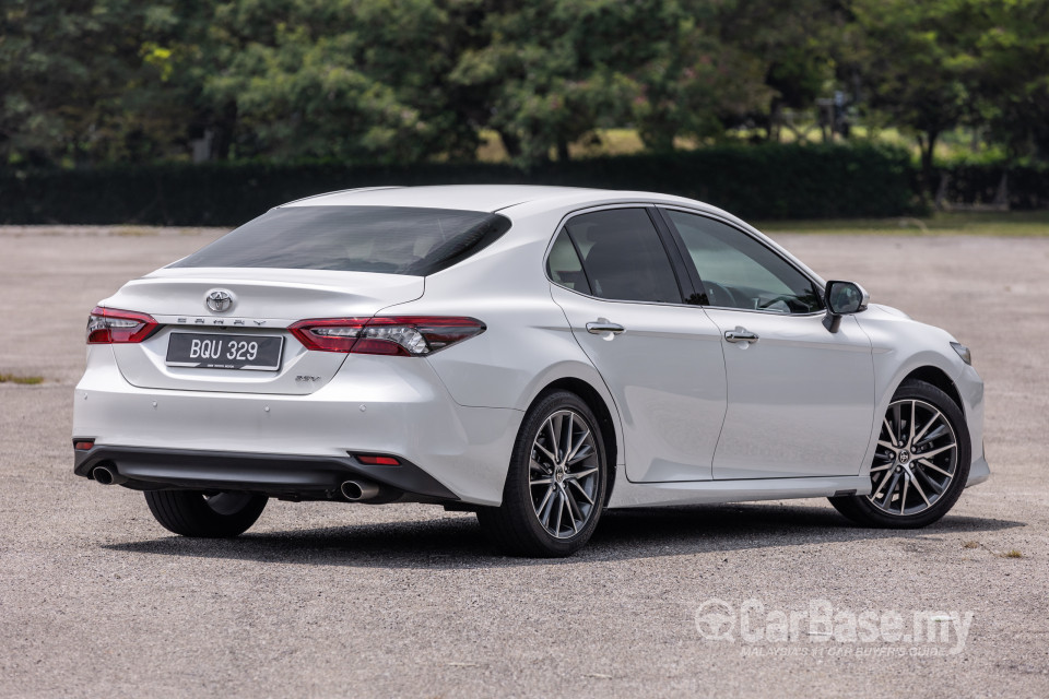 Toyota Camry XV70 Facelift (2022) Exterior