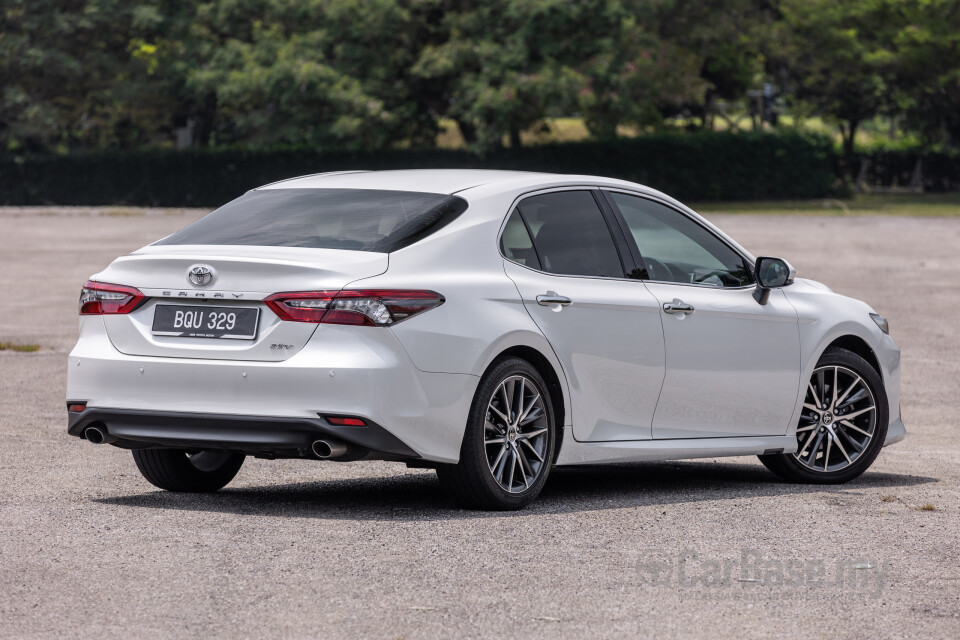 Toyota Camry XV70 Facelift (2022) Exterior