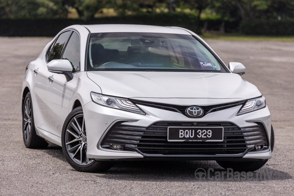 Toyota Camry XV70 Facelift (2022) Exterior