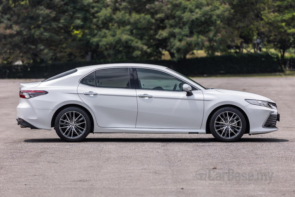 Toyota Camry XV70 Facelift (2022) Exterior