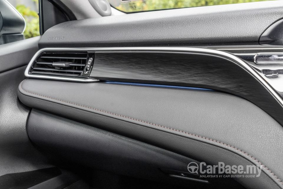 Toyota Camry XV70 Facelift (2022) Interior