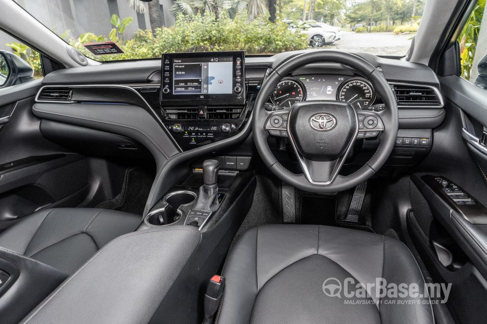Toyota Camry XV70 Facelift (2022) Interior
