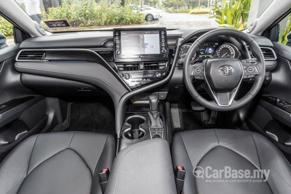Toyota Camry XV70 Facelift (2022) Interior