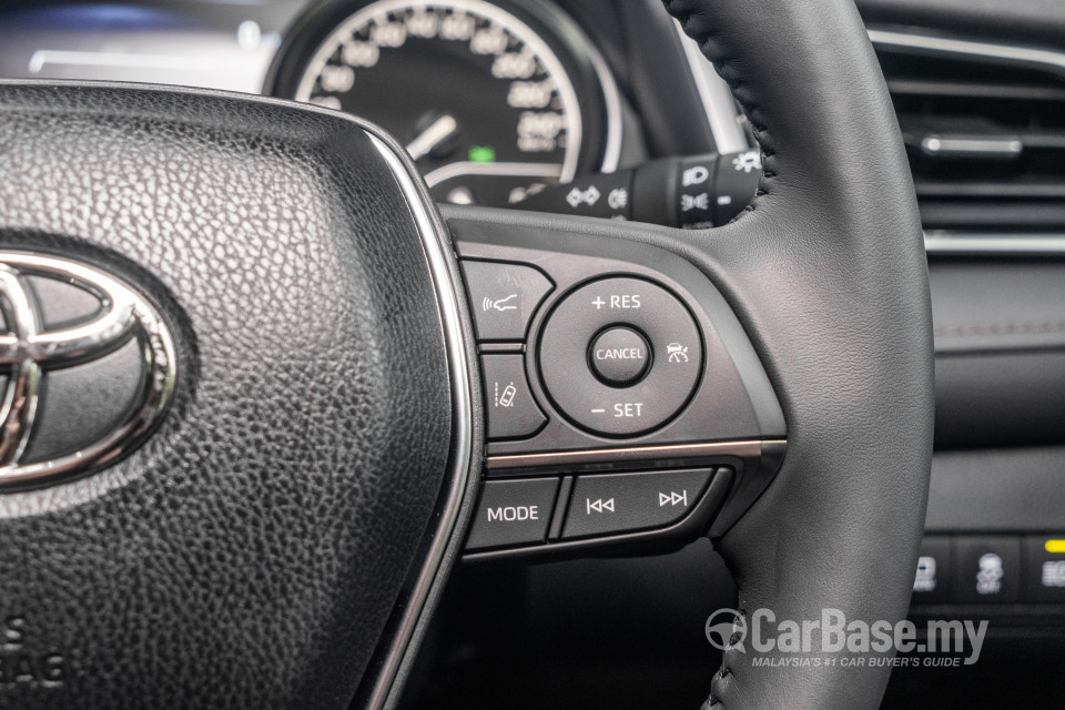 Toyota Camry XV70 Facelift (2022) Interior