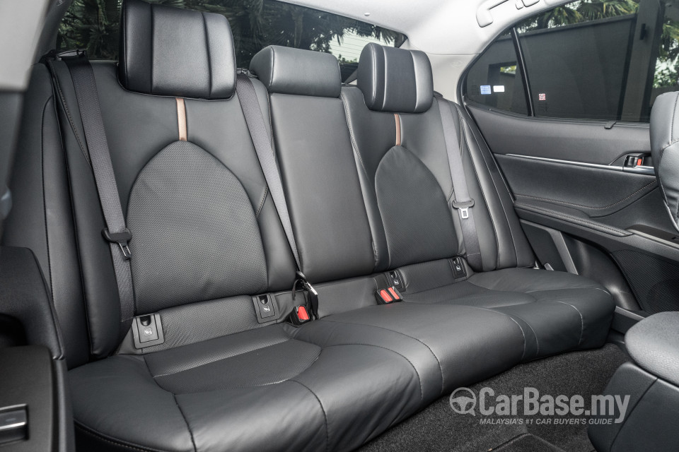 Toyota Camry XV70 Facelift (2022) Interior