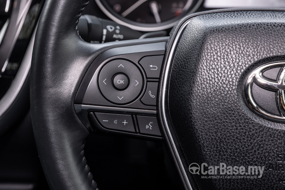 Toyota Camry XV70 Facelift (2022) Interior