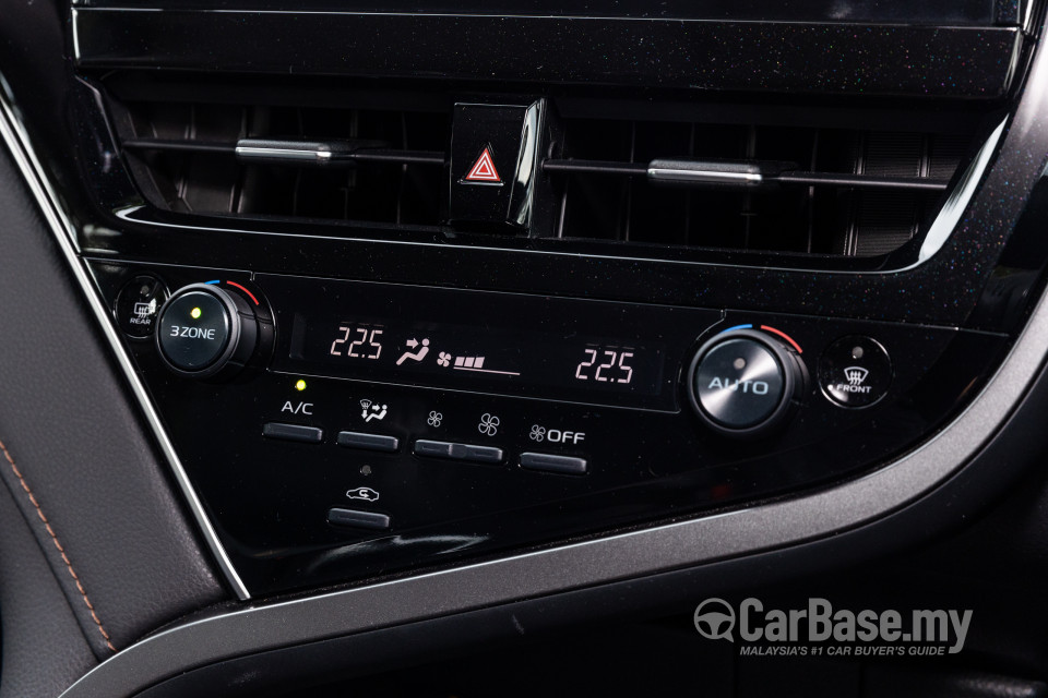 Toyota Camry XV70 Facelift (2022) Interior