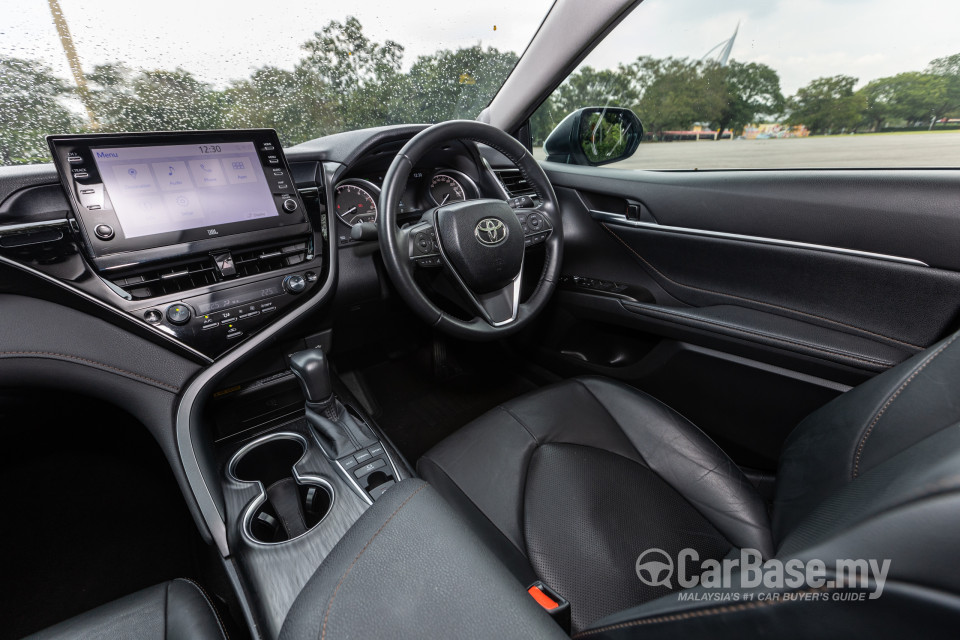 Toyota Camry XV70 Facelift (2022) Interior