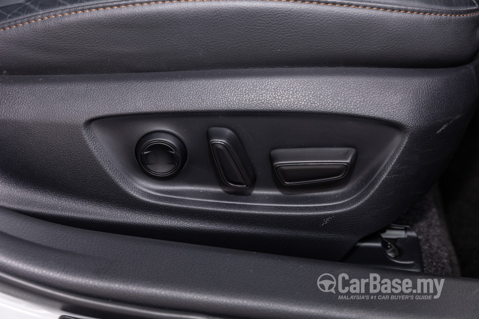 Toyota Camry XV70 Facelift (2022) Interior