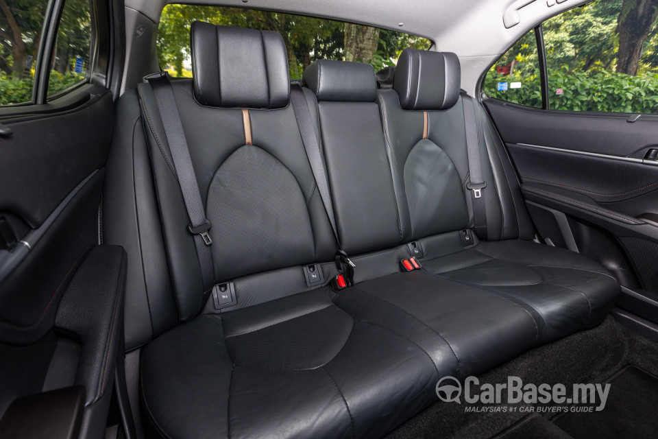 Toyota Camry XV70 Facelift (2022) Interior