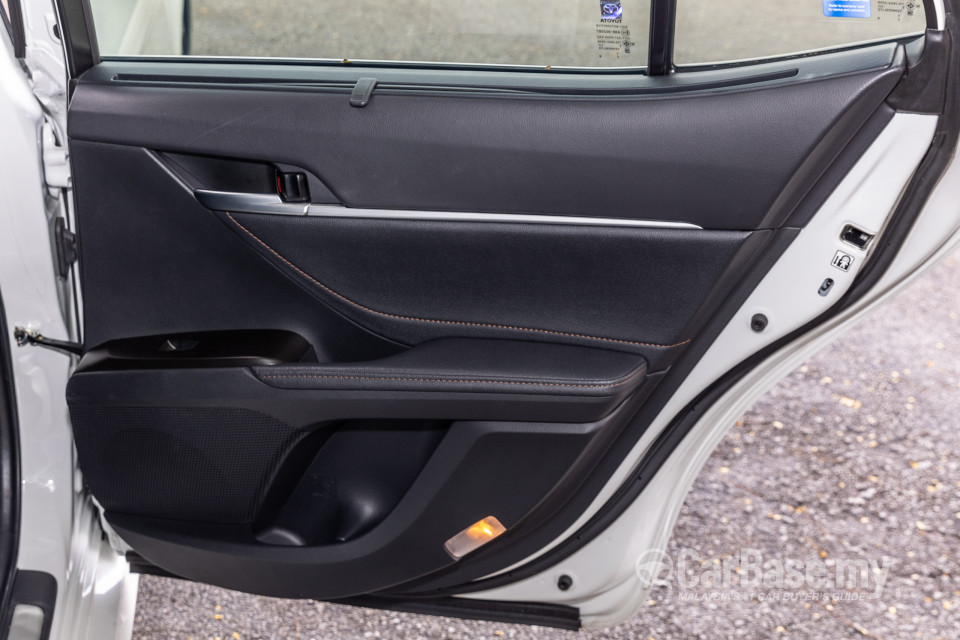 Toyota Camry XV70 Facelift (2022) Interior