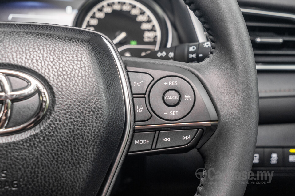 Toyota Camry XV70 Facelift (2022) Interior