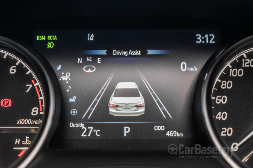 Toyota Camry XV70 Facelift (2022) Interior