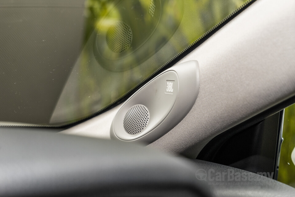 Toyota Camry XV70 Facelift (2022) Interior
