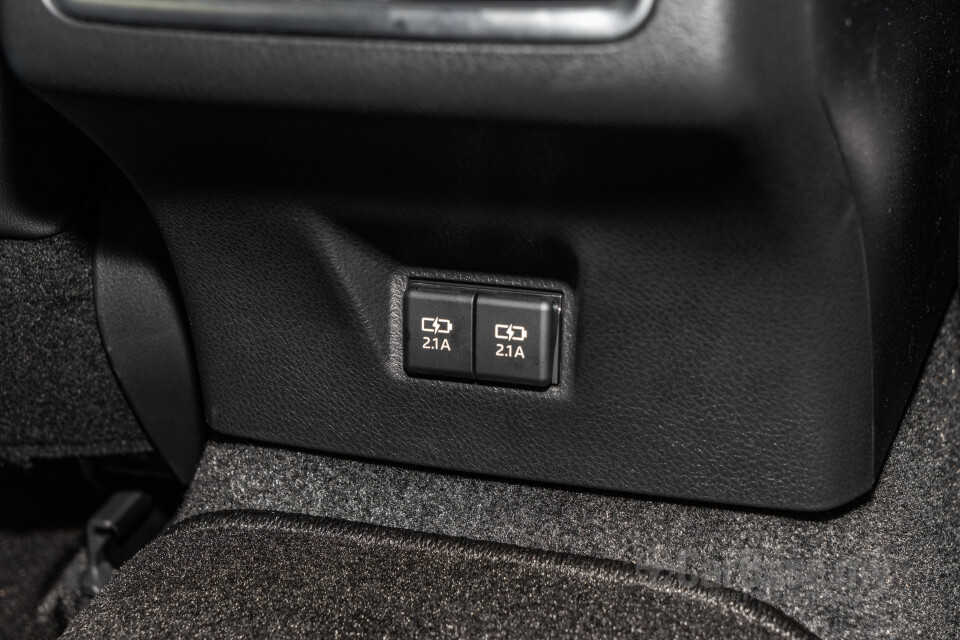 Toyota Camry XV70 Facelift (2022) Interior