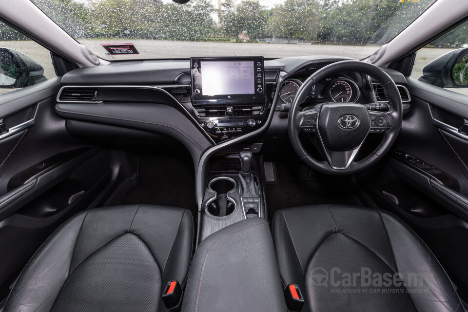 Toyota Camry XV70 Facelift (2022) Interior