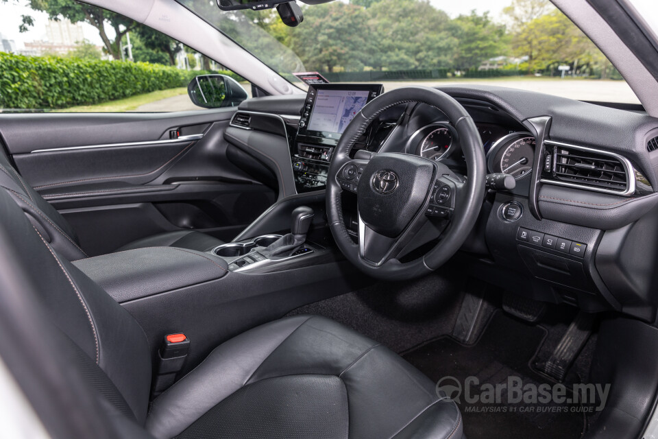 Toyota Camry XV70 Facelift (2022) Interior
