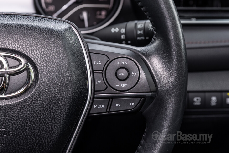 Toyota Camry XV70 Facelift (2022) Interior