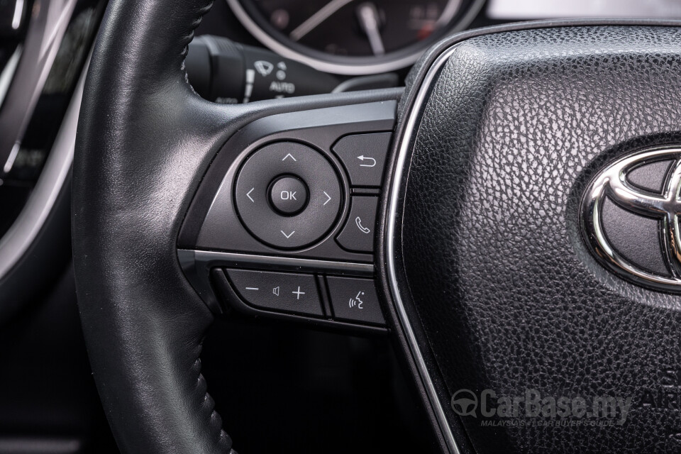 Toyota Camry XV70 Facelift (2022) Interior