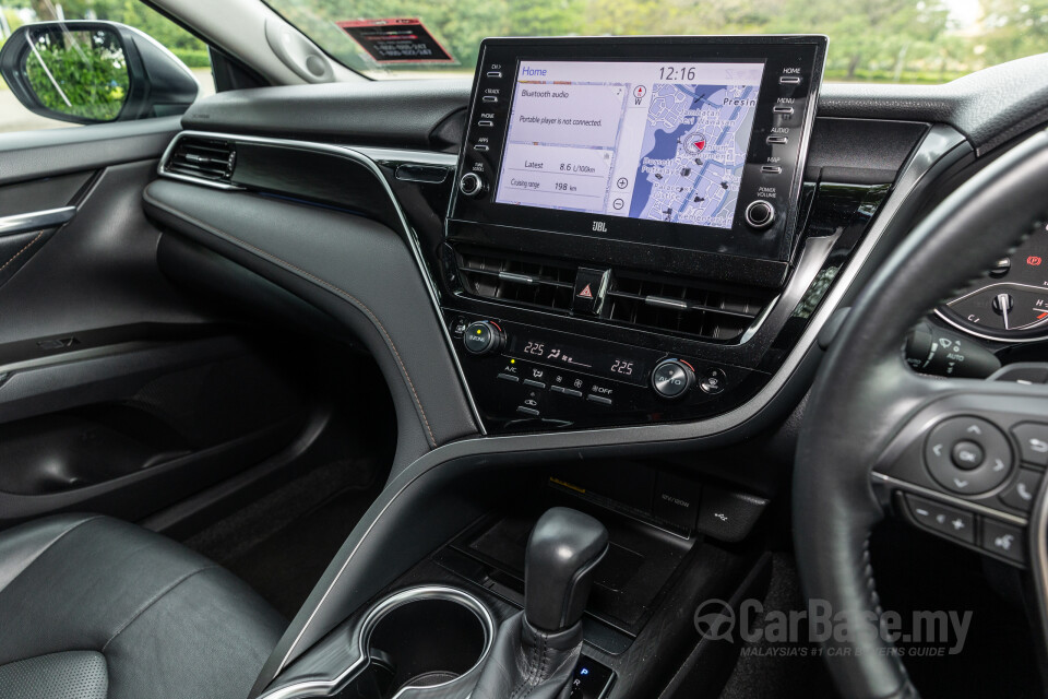 Toyota Camry XV70 Facelift (2022) Interior