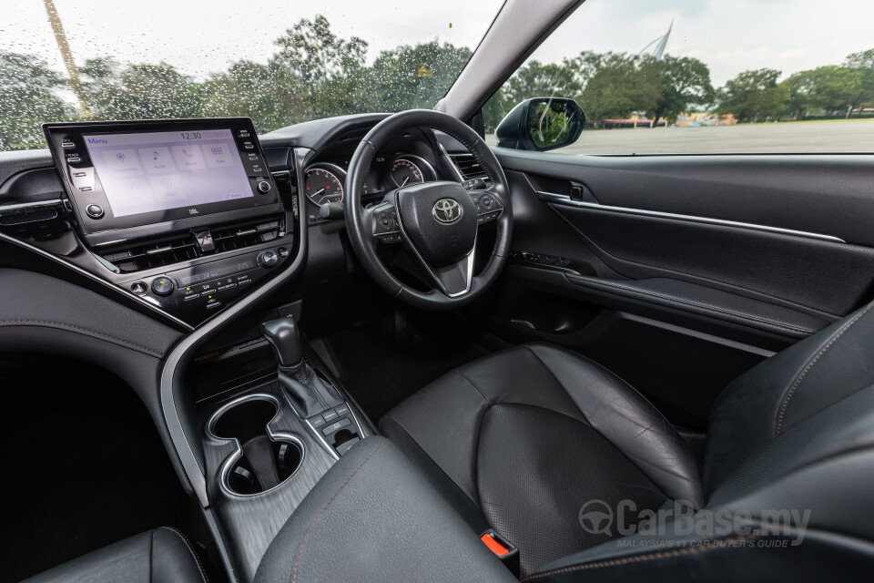 Toyota Camry XV70 Facelift (2022) Interior