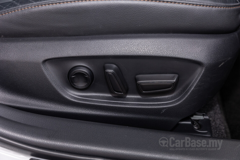 Toyota Camry XV70 Facelift (2022) Interior