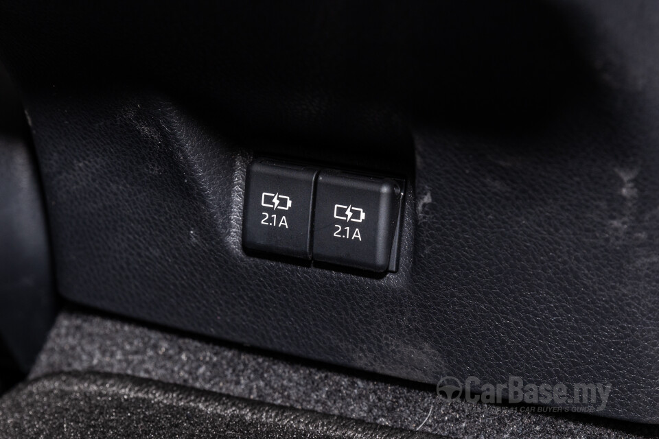Toyota Camry XV70 Facelift (2022) Interior
