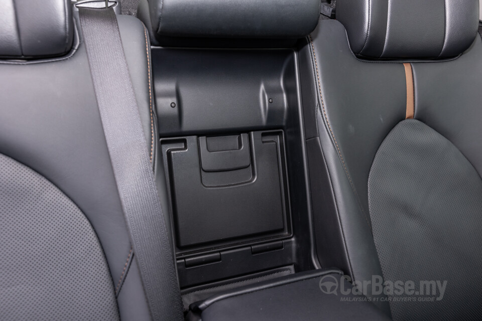 Toyota Camry XV70 Facelift (2022) Interior