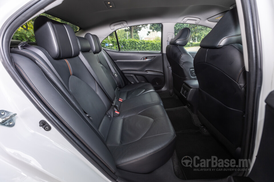 Toyota Camry XV70 Facelift (2022) Interior
