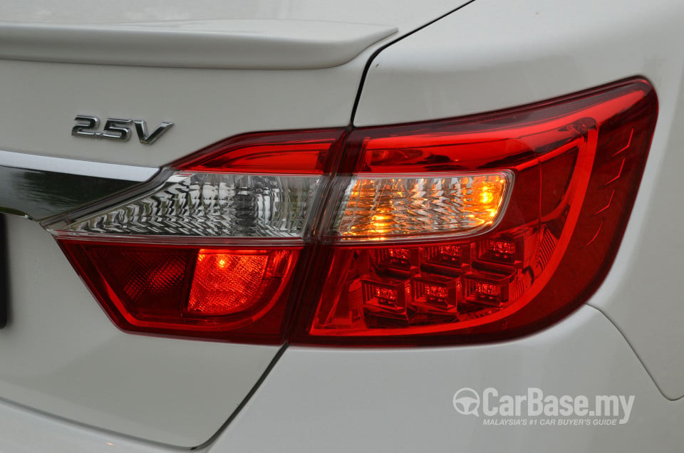 Toyota Camry XV50 (2012) Exterior