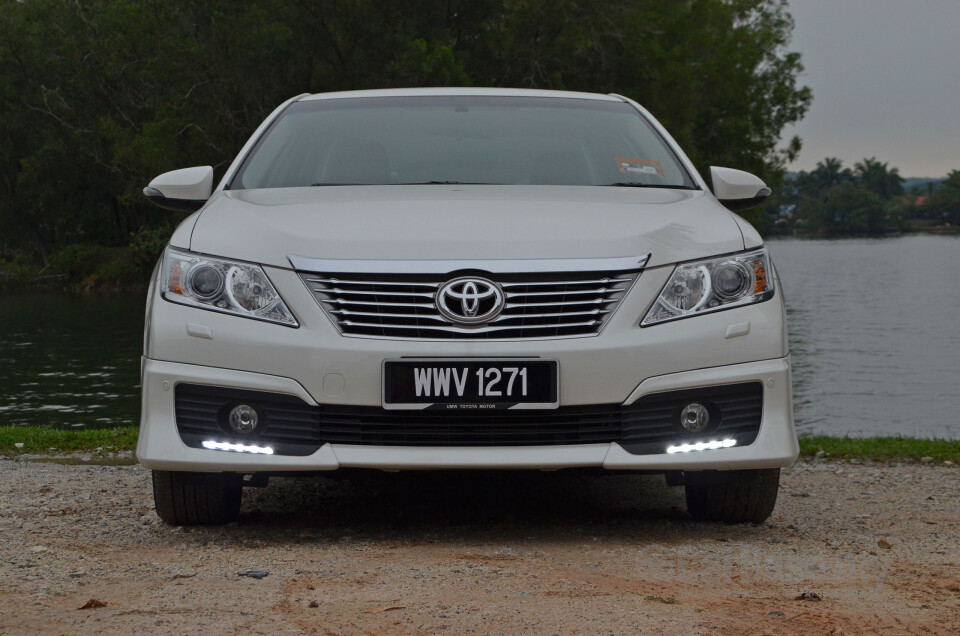 Nissan Grand Livina L11 Facelift (2013) Exterior