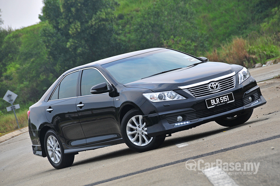 Toyota Camry XV50 (2012) Exterior