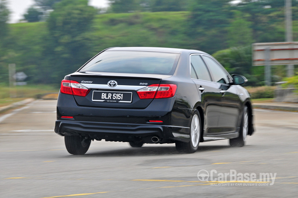 Toyota Camry XV50 (2012) Exterior