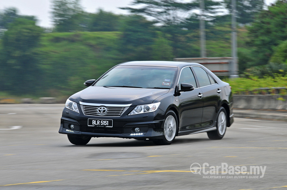 Toyota Camry XV50 (2012) Exterior