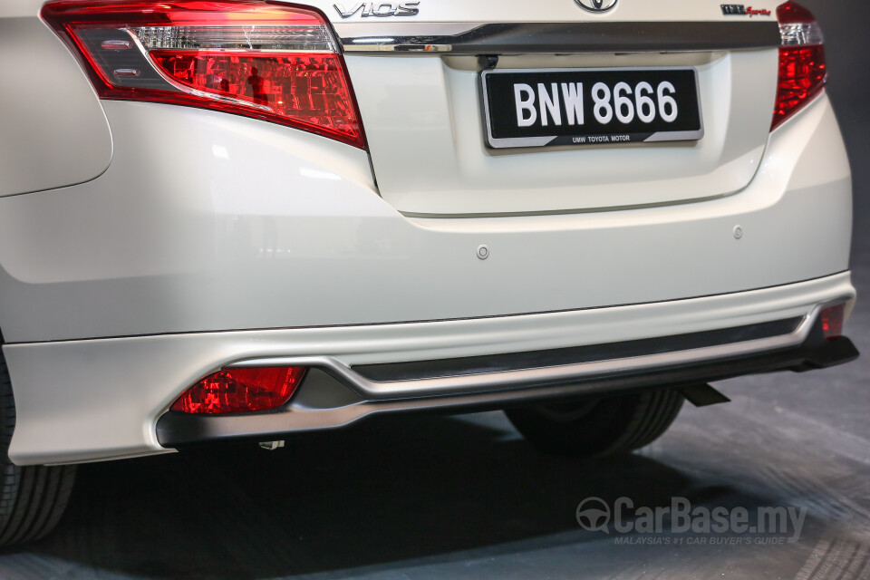 Nissan Grand Livina L11 Facelift (2013) Exterior