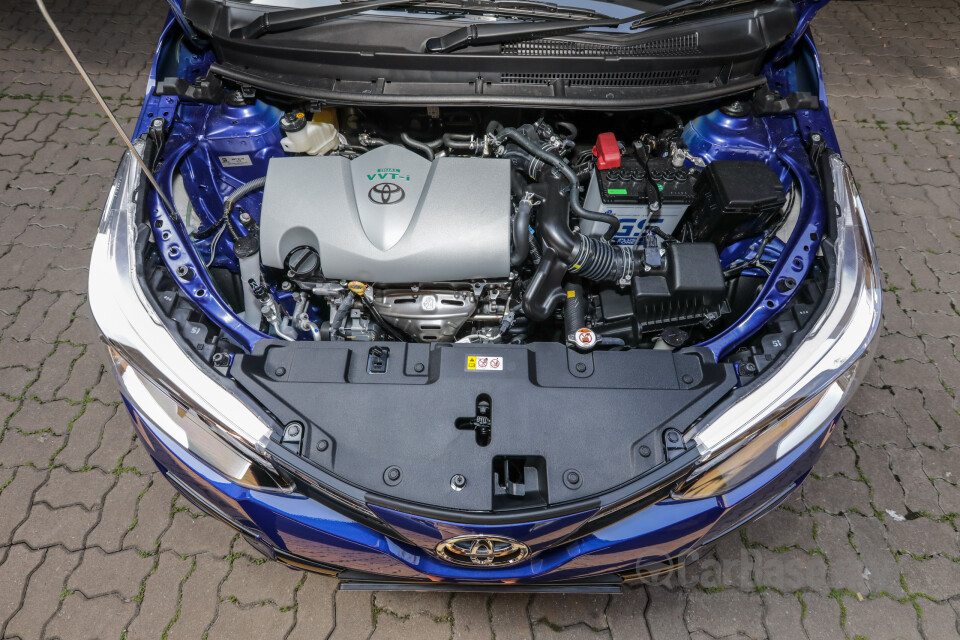 Nissan Grand Livina L11 Facelift (2013) Exterior