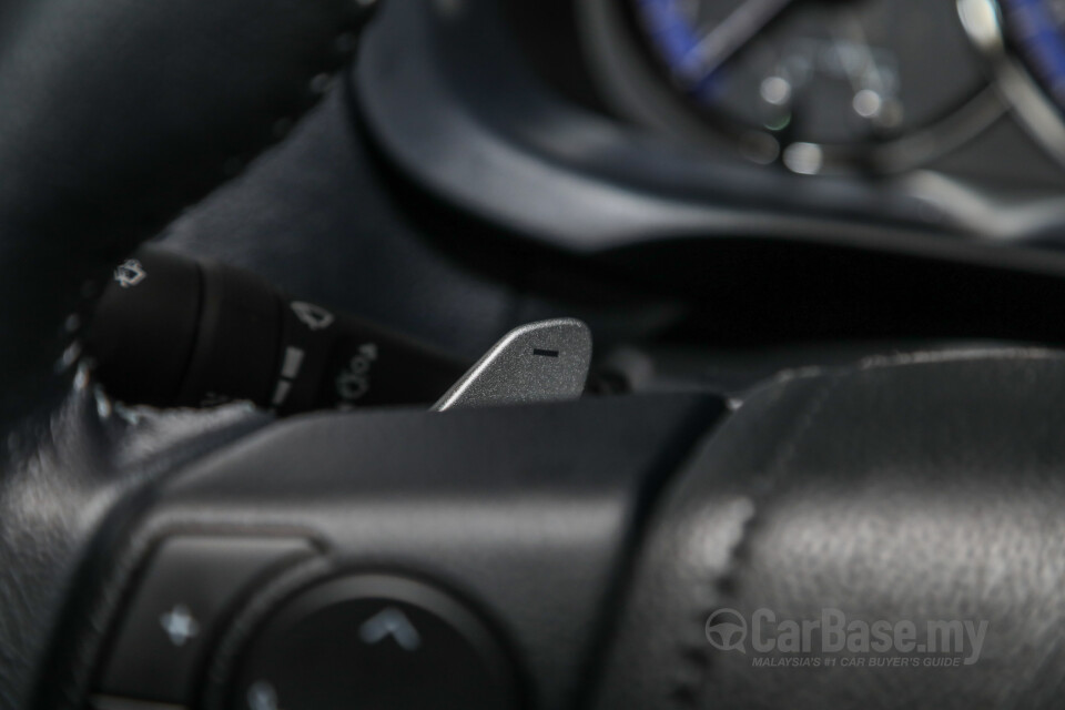 Nissan Navara D23 Facelift (2021) Interior