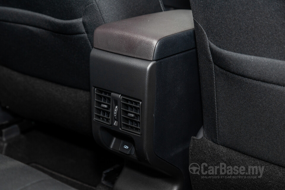 Toyota Vios NGC102 (2023) Interior