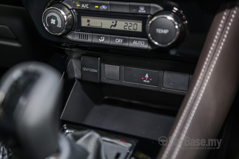 Toyota Vios NGC102 (2023) Interior