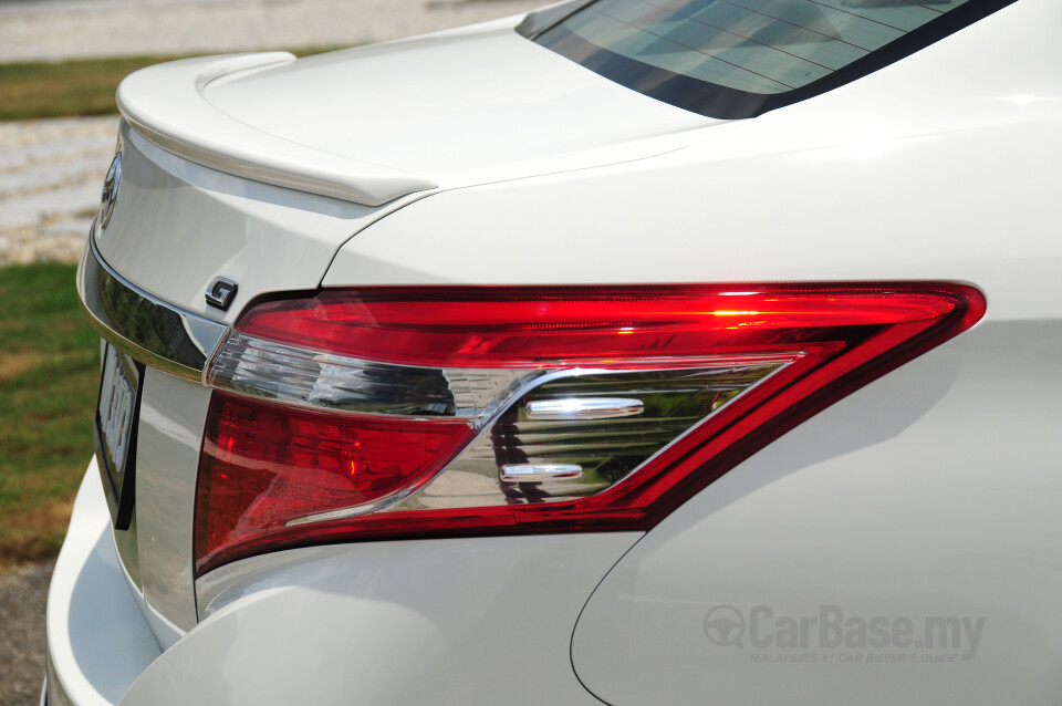 Nissan Almera N17 Facelift (2015) Exterior