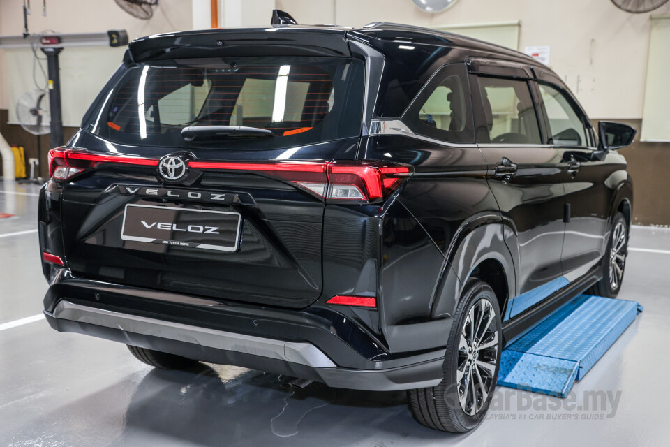 Toyota Veloz W101 (2022) Exterior