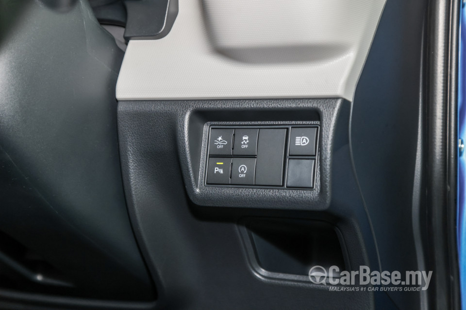 Toyota Veloz W101 (2022) Interior