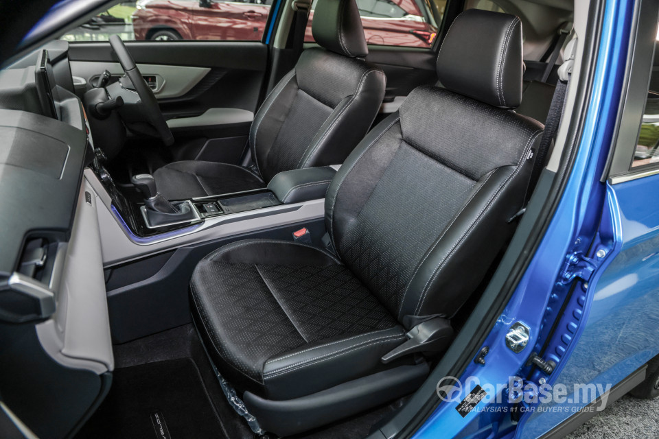 Toyota Veloz W101 (2022) Interior