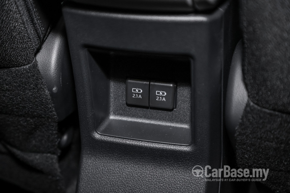 Toyota Veloz W101 (2022) Interior