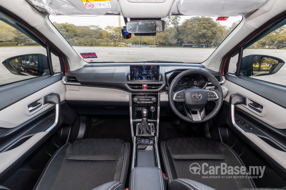 Toyota Veloz W101 (2022) Interior