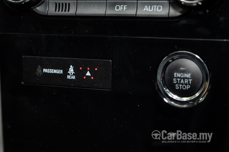 Toyota Veloz W101 (2022) Interior
