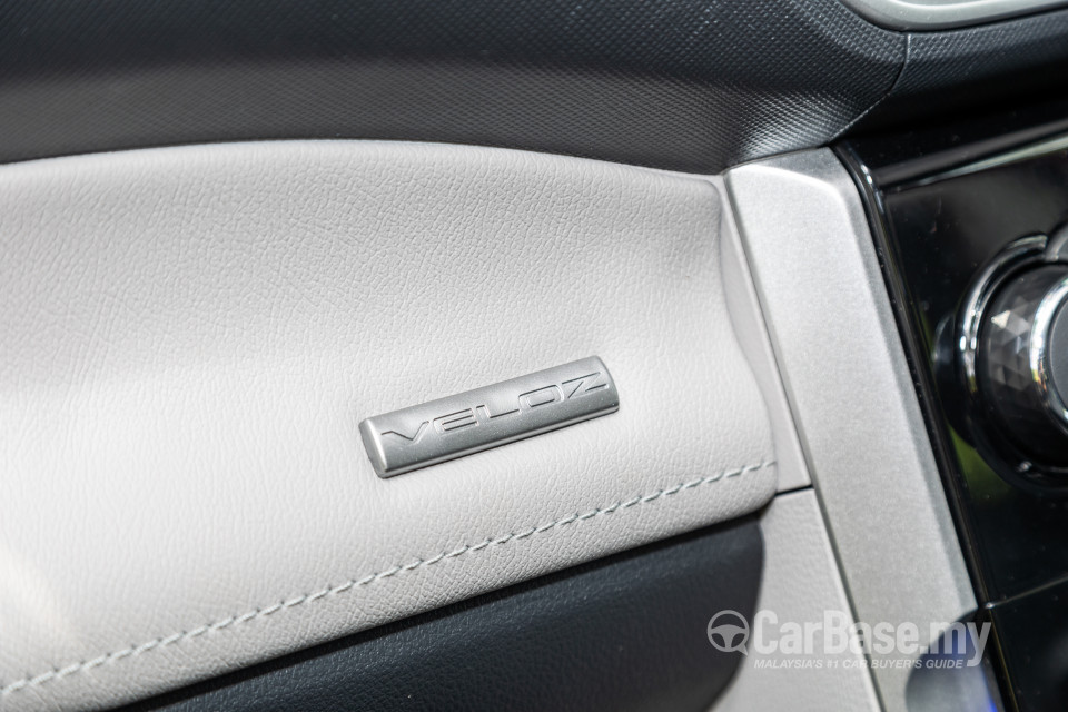 Toyota Veloz W101 (2022) Interior